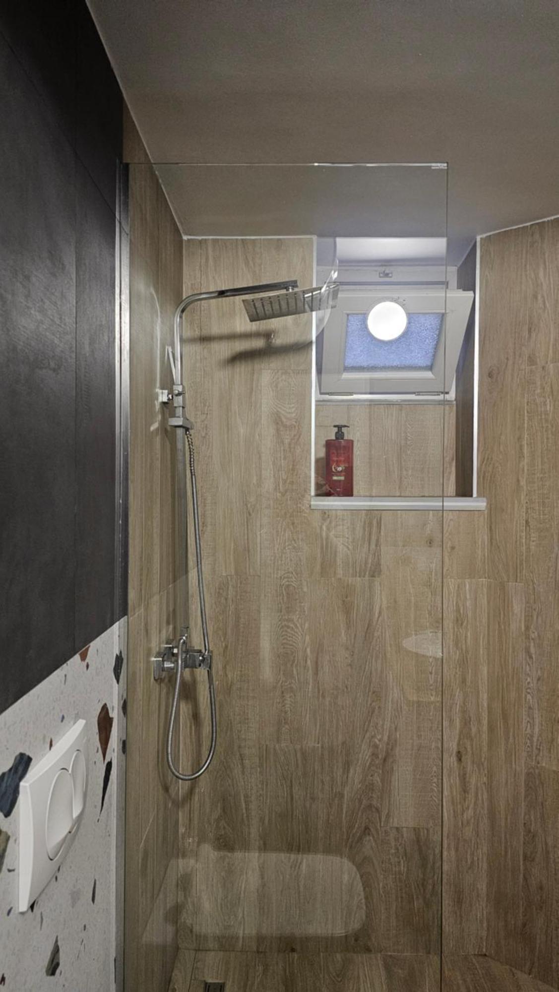 Tam Center Studio Apartment Next To Blloku No2 Tirana Exterior photo