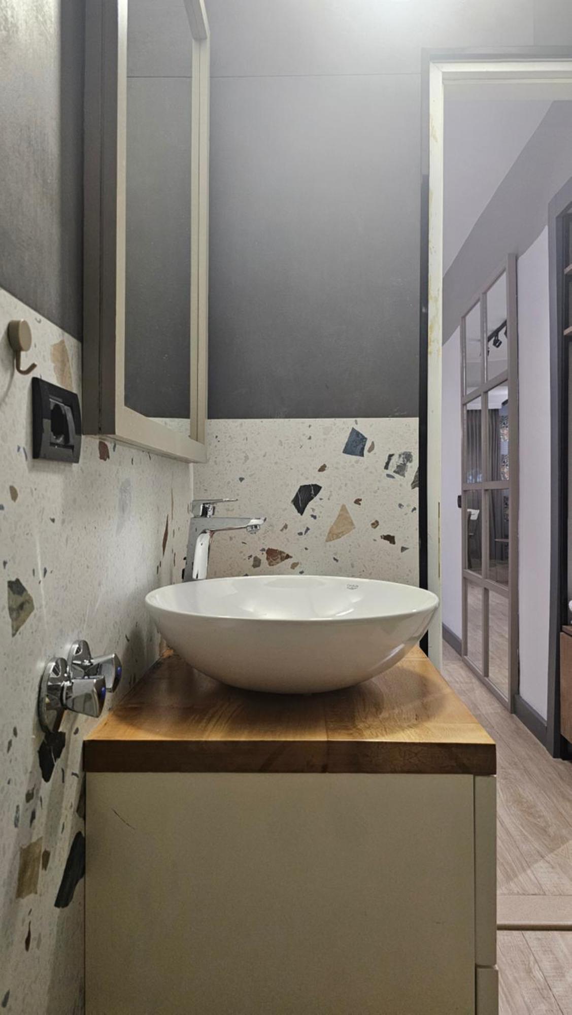Tam Center Studio Apartment Next To Blloku No2 Tirana Exterior photo