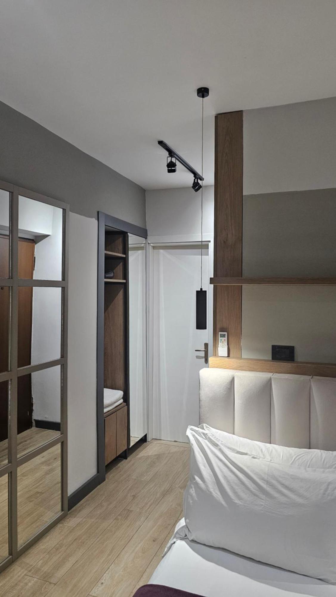 Tam Serviced Studio Apartments Next To Blloku Tirana Exterior photo