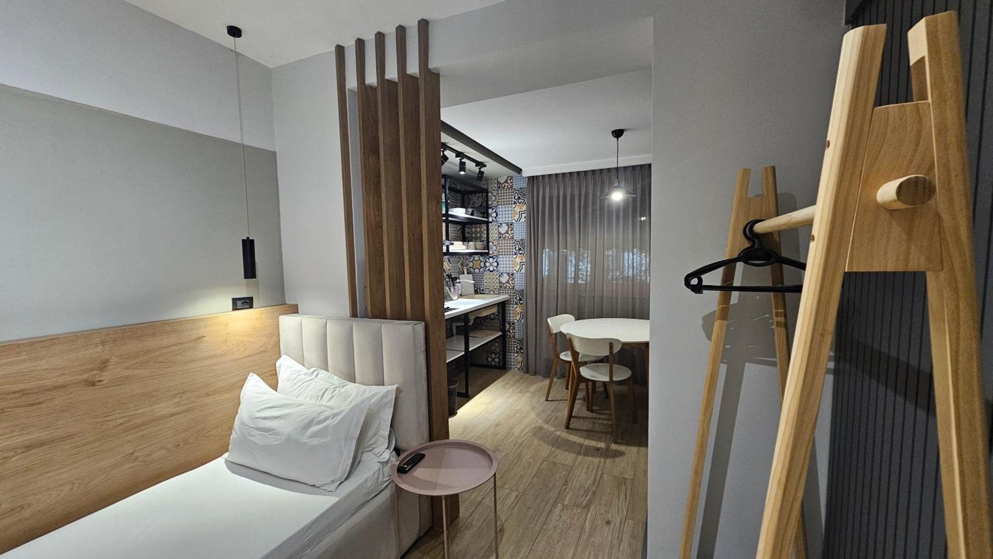 Tam Center Studio Apartment Next To Blloku No2 Tirana Exterior photo